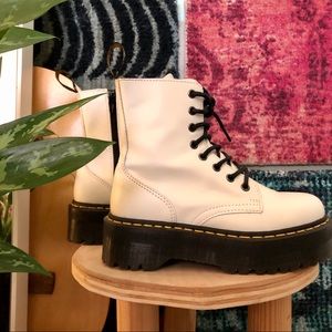 DR MARTENS WHITE JADON BOOT ☁️🍦🤍